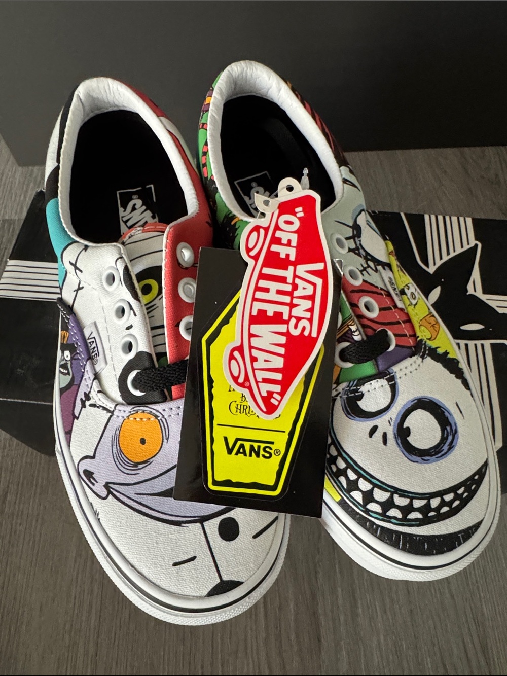 Vans Nightmare Before Christmas Sneakers Women’s 6 NIB